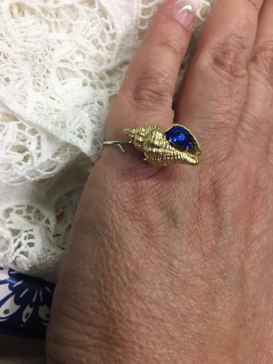 plsboojun's tweet photo. Artisan designed Gold Sea SHell ring with Swarvorski crystal in my #etsyshop: Unique coral and shell ring with blue Swarovski crystal - size 7 https://t.co/JMLmUmD88R #beachjewelry #shellring #goldseashell #summerfun #silvercoral #womenofthebeach #beachtropical https://t.co/GRXMEf5cZD
