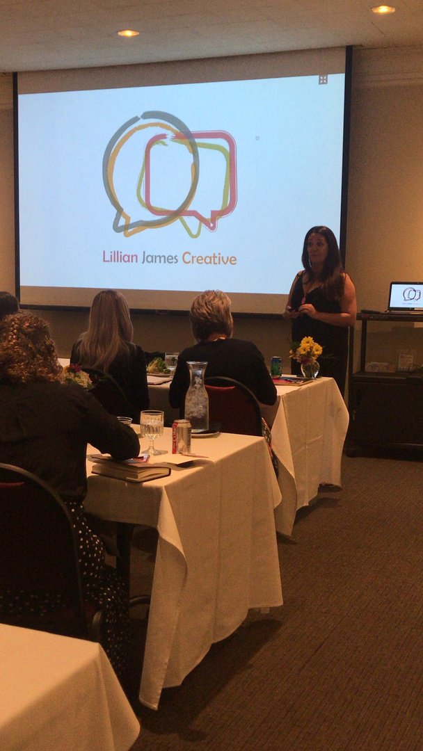 LillianJamesC's tweet image. We had a great time at @CentralEx today learning all about LinkedIn from our CEO Aaron Fulk! Who else joined us for lunch??

#creativekc #linkedin #socialmedia #strongwomen #empowerment #seminar #socialnetwork #brand #business #kansascity #kcmo