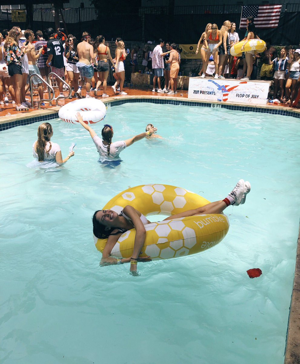 T-4 weeks until we're a big happy Pham again☀️💛