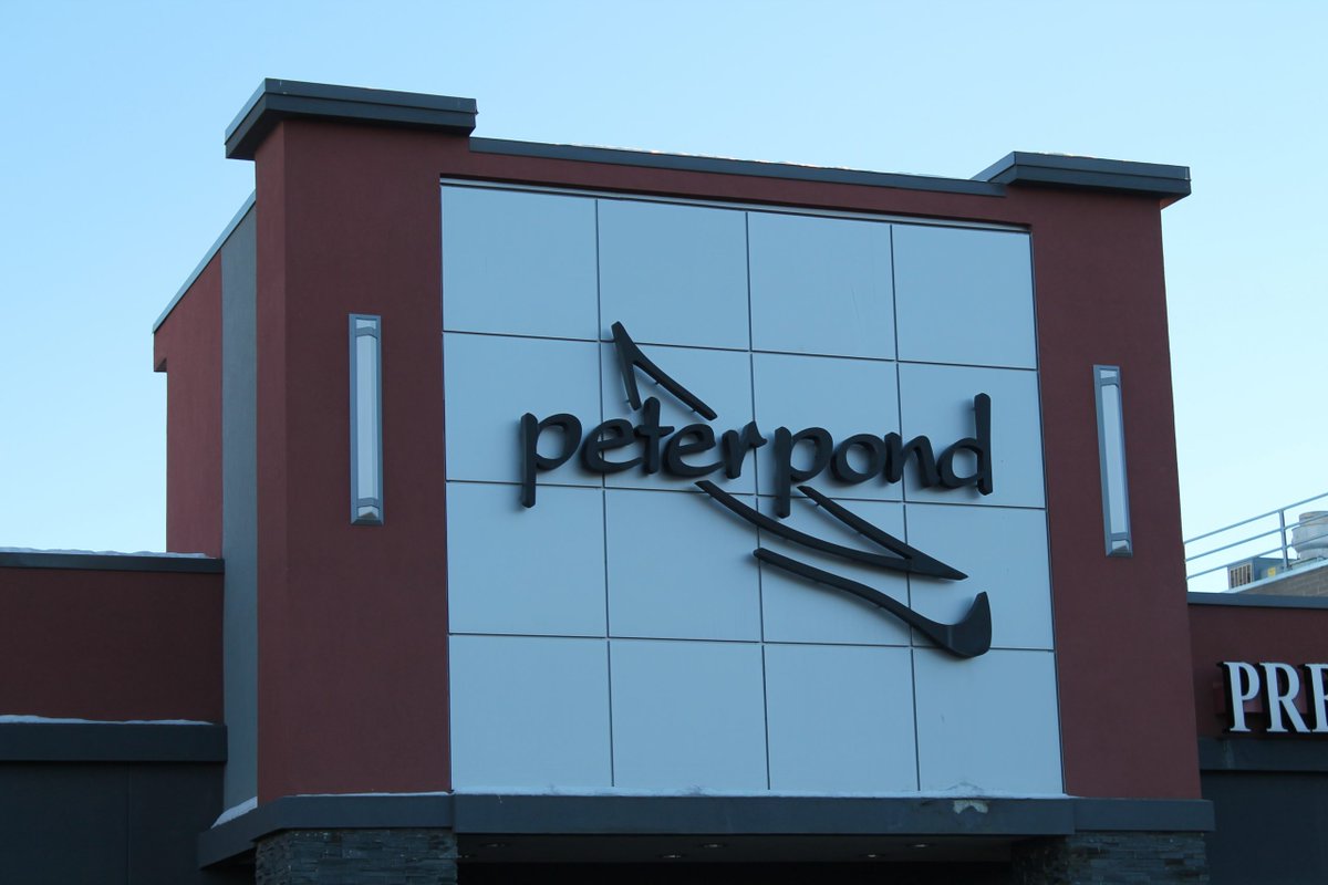 BBBSWoodBuffalo's tweet photo. Come by our booth at @PeterpondMall on July 20th, from 10AM-5PM. Check out our awesome volunteer opportunities &amp; raffle tickets! Ohh yeah.. &amp; don't forget to enter your name to win some BBBS swag!  #ymm #peterpondmall #booth #BBBSWOODBUFFALODUCKRACE #Alberta #BBBSWB #fortmac https://t.co/ntkCLSD9O8