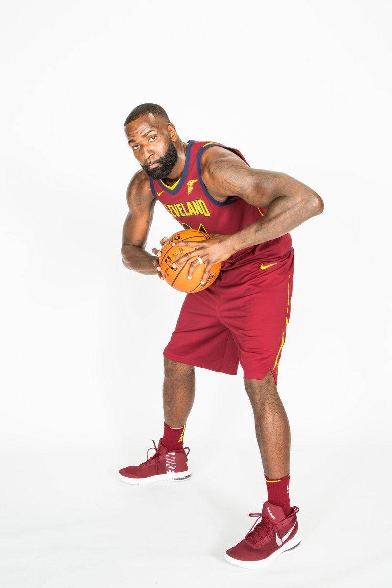 BleacherReport's tweet photo. End of an era.

Cavs have waived Kendrick Perkins, per @wojespn https://t.co/Gcvs2i6pzz