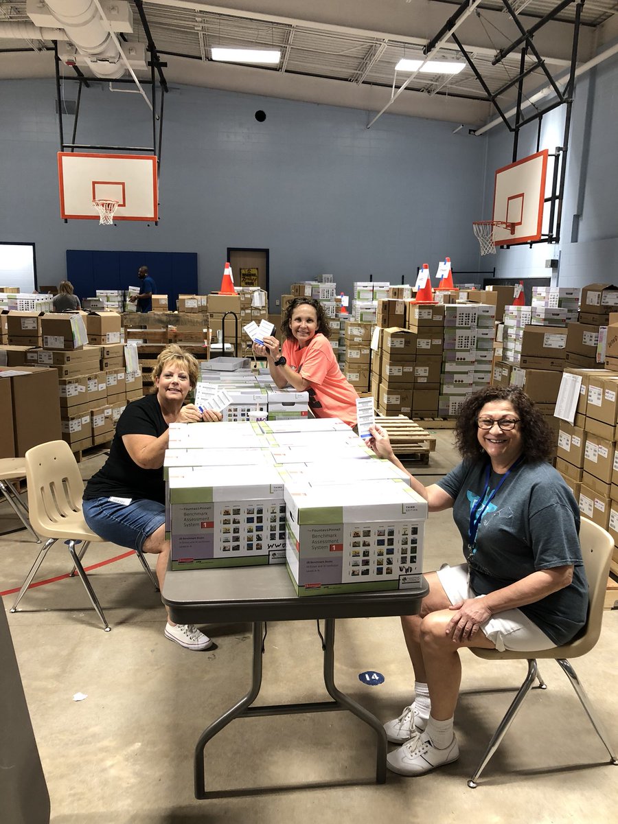 tmayccisd's tweet photo. CCISD librarians rule!!! Busy unpacking, inventorying, putting boxes of books on pallets and shrink wrapping them for delivery starting tomorrow! Very productive week! @CCISDLibrary @librarycardinal @Whitcomblibrary @wardlib1 @Stewart_Library #nperockets @NPERockets https://t.co/zs6ixfBN4M