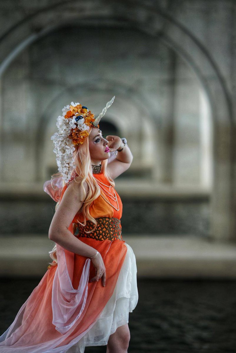I got a preview image from @Vander_Photo of my Goldeen cosplay! Seriously,  we impromptu shot together for like 15 minutes and THIS is what came of  it?! Vander is a wizard!