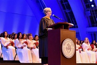 Anne Donovan, PwC US People Innovation Leader, shares her #careeradvice for women. "No matter what path you choose and where your journey takes you — you should be the boss of your own life." <a href="/MillennialXpert/">Anne Donovan (she/her)</a> #careeradvice pwc.to/2LcCwYj