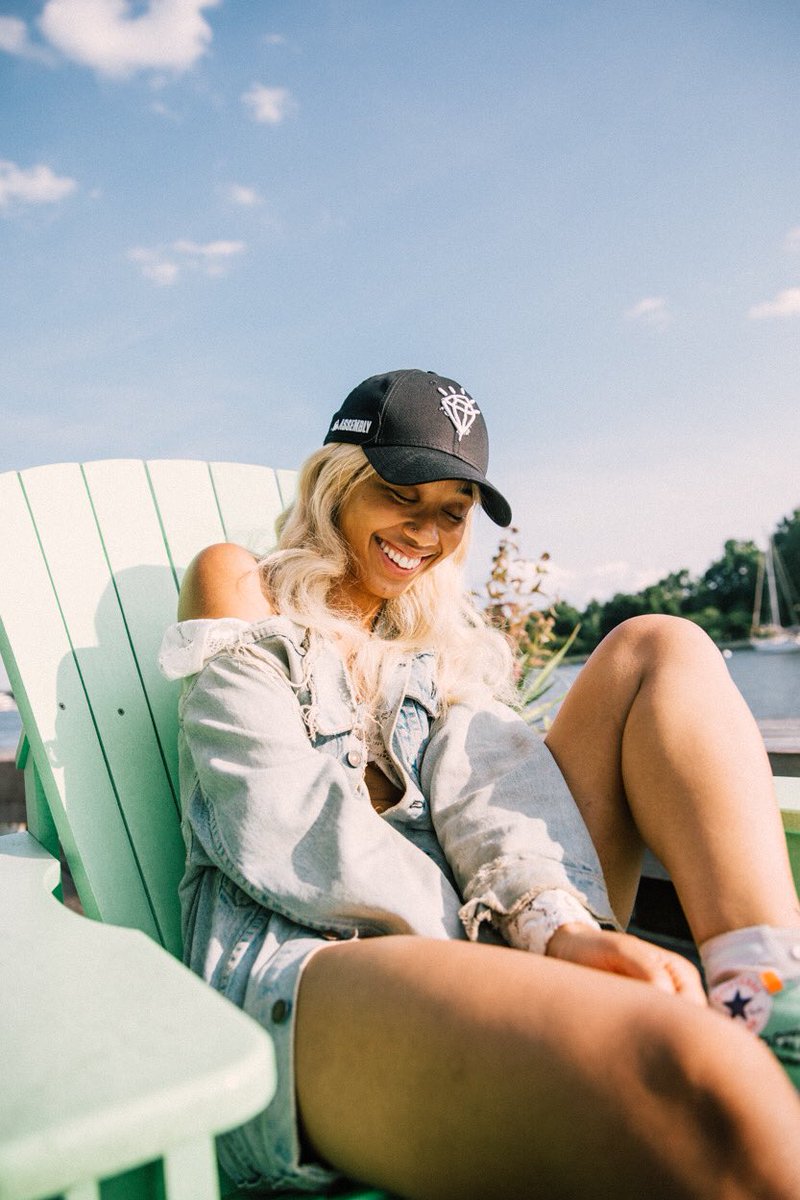 mlbassembly's tweet photo. @kittycash shining bright like a 💎 in her #MLBAssembly X @NewEraCap 🧢 #AllStarGame #merchdrop https://t.co/Fh4yphg2aa