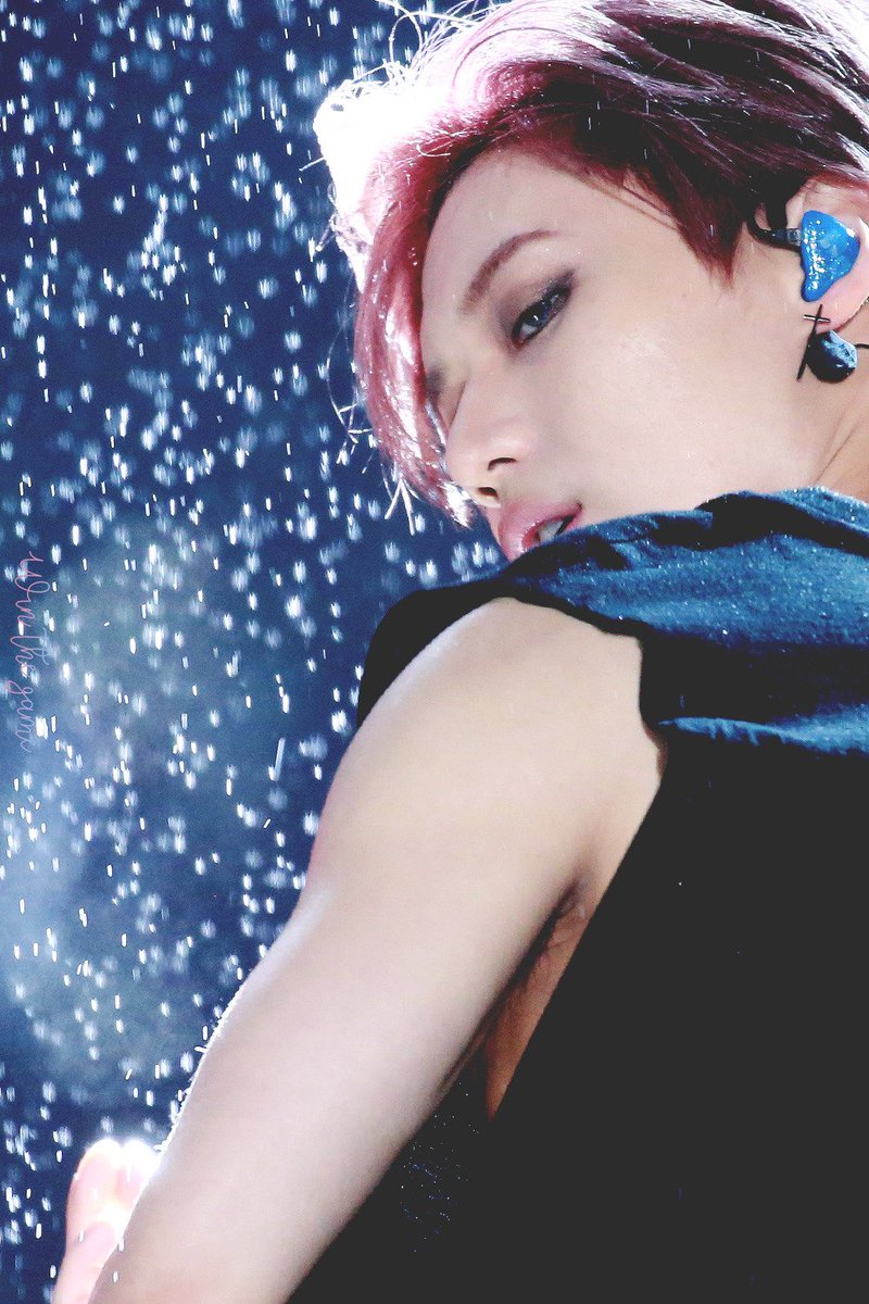jinkiarchives's tweet photo. your nature is to shine 🌌

#HappyTAEMINDay https://t.co/xNI3RvTXFm
