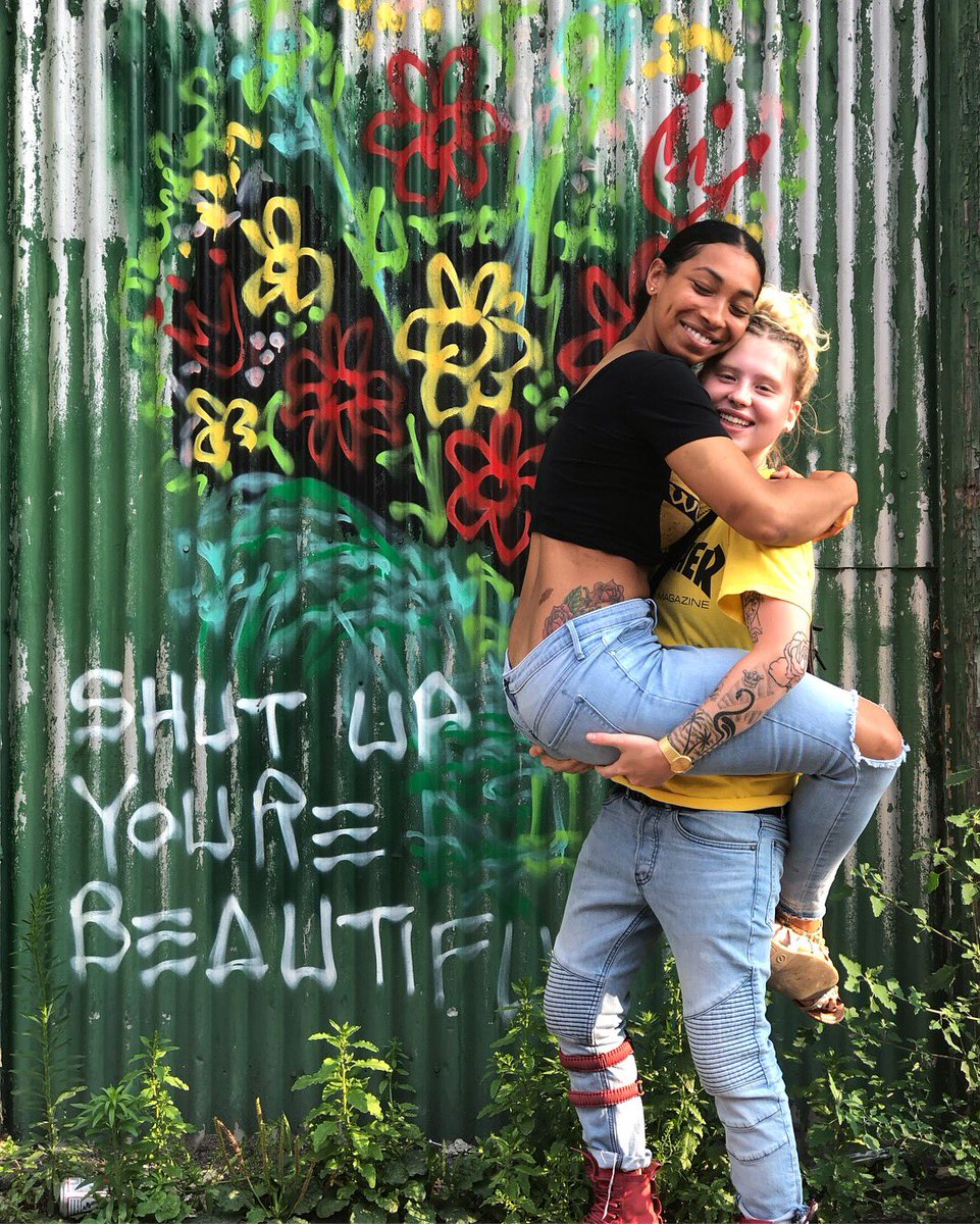 TjhaZabriella's tweet photo. ๐ฃ Baby my feet hurt ๐๐ช๐ฝ๐คธ๐ฝโโ๏ธ #bigbaby #love #LGBTExcellence #LGBTproud #finelgbt https://t.co/qKOwrR4fTV