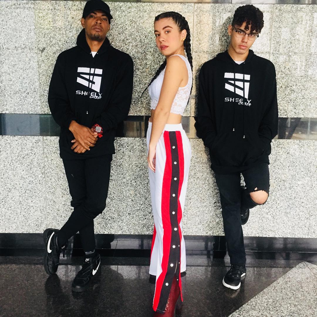 CEstrellasTV's tweet photo. Hoy en nuestra sección #InvitadoCosentido te a disfrutar con nosotros de esta grata visita de una cantante Venezolana y ella es @Sheelycosta que viene con su nuevo tema #Karma así que no te puedes perder de #ConsentidosEstrellas https://t.co/nA8OOTQ6sz