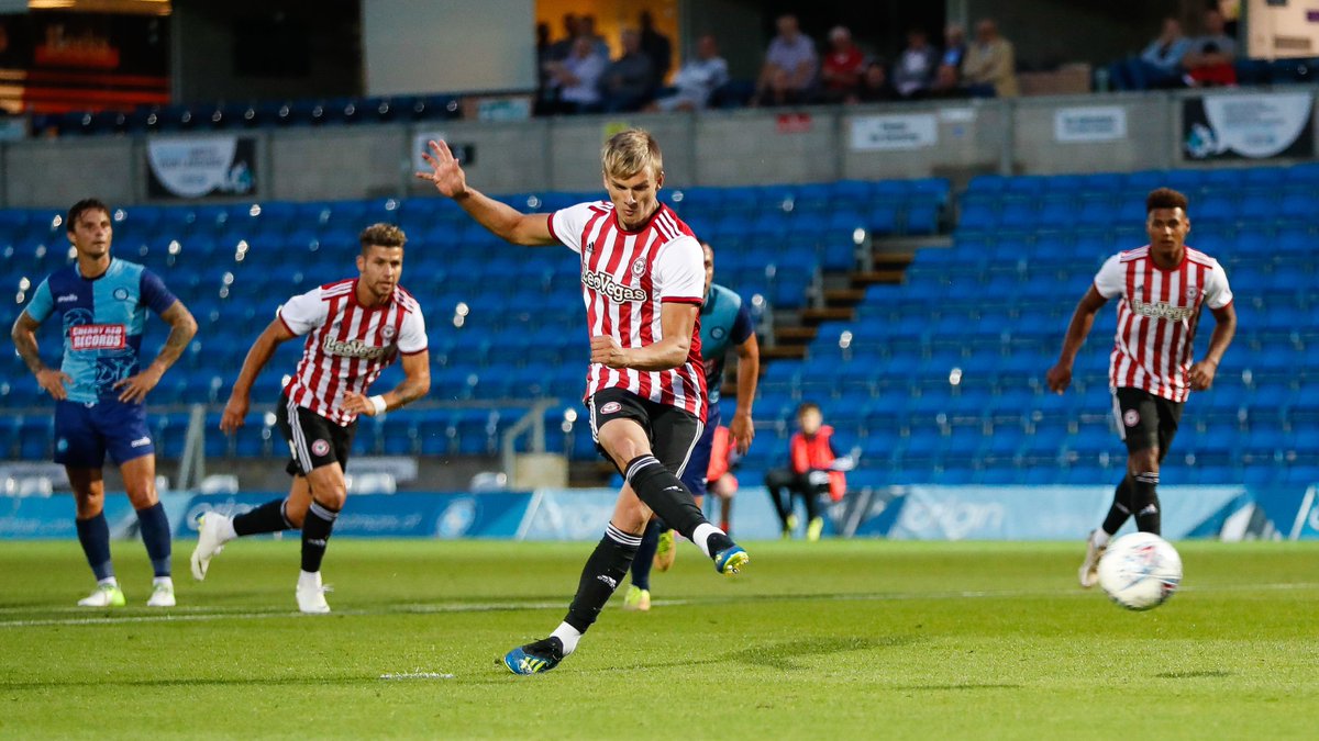 <a href="/wwfcofficial/">Wycombe Wanderers</a> <a href="/mforss_/">Marcus Forss</a> 📸 <a href="/mforss_/">Marcus Forss</a> strokes home the opener from the spot (1-0)