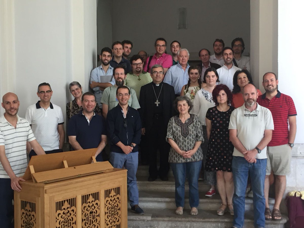 NOrganaria's tweet photo. Algunas fotos del XI #CursoNacionaldeOrganistasLitúrgicos con @Oscar_Valado @G_Alonso_Ares @Confepiscopal @javiorganista @diocesisdeavila organizado por #Acoca y #Organaria https://t.co/nqCMa1HHda