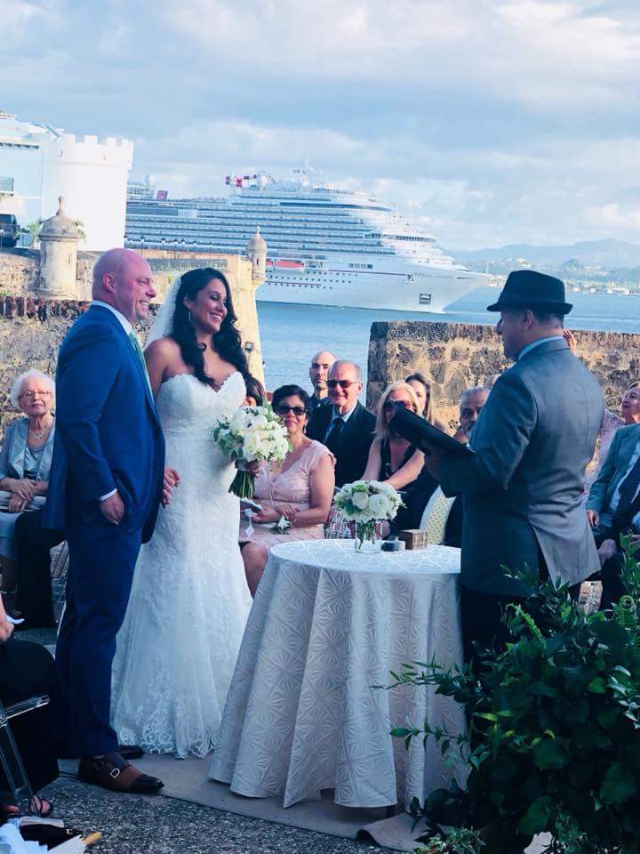 violinesm's tweet photo. Boda: Robin Oliveras &amp; Blaine Milton https://t.co/wgsZEPGx5r https://t.co/UJB123gyfP