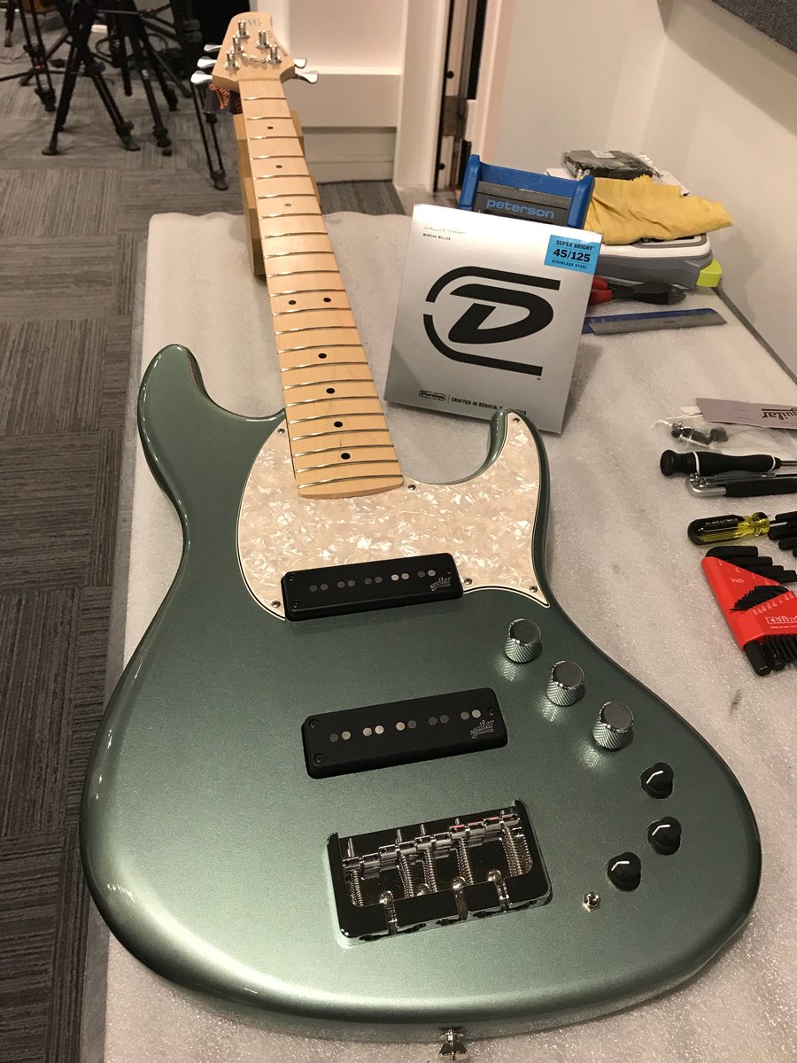 aguilaramp's tweet photo. It’s re-string day at the #Aguilar Artist Loft as this beautiful MB-2 from @miuraguitars – loaded with Super Single pickups and #OBP3 preamp – gets a fresh set of @jimdunlopusa Marcus Miller Super Brights!
#BassPickups #AguilarPickups #SuperSingle #DunlopStrings #MiuraGuitars https://t.co/svAxYvQ8NN