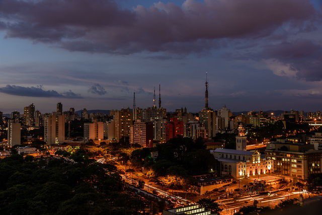 uglypix's tweet photo. são paulo https://t.co/5bJvFWccfR