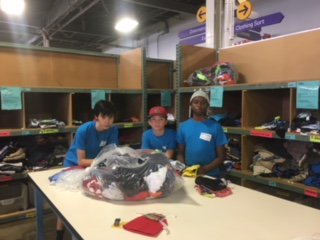 BCYFcenters's tweet image. Kudos to all our #BCYFSuperTeens for spending time helping out at the Cradles to Crayons warehouse today. #DaysofService