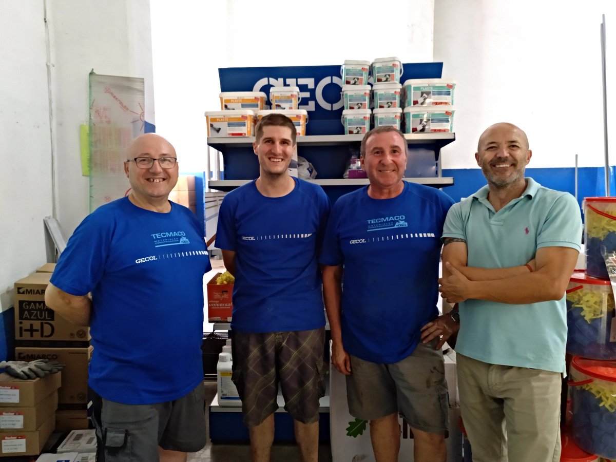 RColladoGECOL's tweet photo. Hoy hemos atendido clientes y mostrado los productos @GECOLoficial en nuestro #partner de #Bonrepos #TECMACO del grupo @ccsmasobra ¡Un #equipazo! 🔝😍💪🏼 #GECOLequipo #GECOLpva https://t.co/Btj9tx2phr