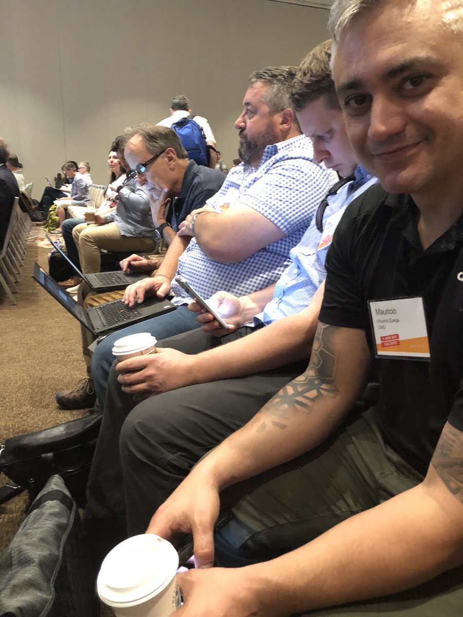 rwogrin's tweet photo. #newdayfordata @Tableau https://t.co/CE07ffhsEY