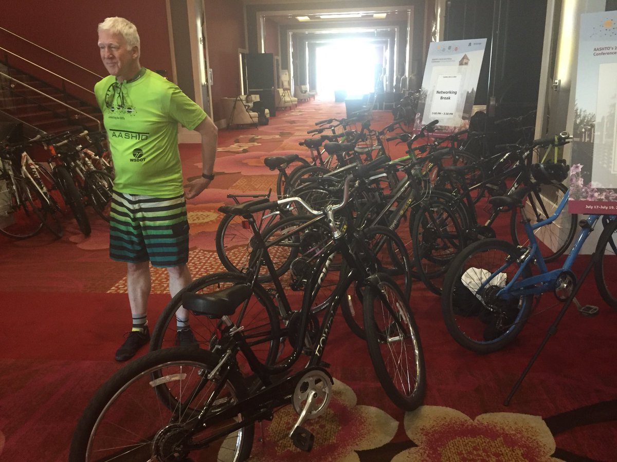 AASHTOsean's tweet photo. The great @barbchamberlain and @jallower are taking us on our #bike #infrastructure tour of Spokane. @aashtospeaks @Iteris #AASHTOJointPolicy18 https://t.co/iegIqSb6Fw