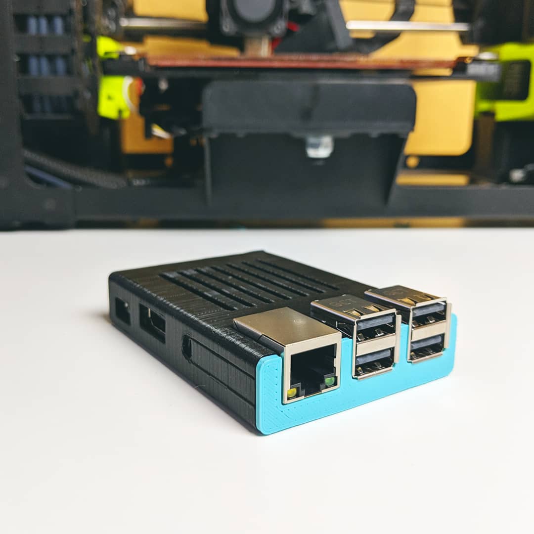 MadeByFjori's tweet image. Got a Raspberry Pi for @OctoPrint3D, so naturally I had to 3D print a case for it

#lulzbot #hatchbox3d #octoprint #raspberrypi #code #programming #tech #3dprinted #3dprint #TechnologyTuesday #thingiverse