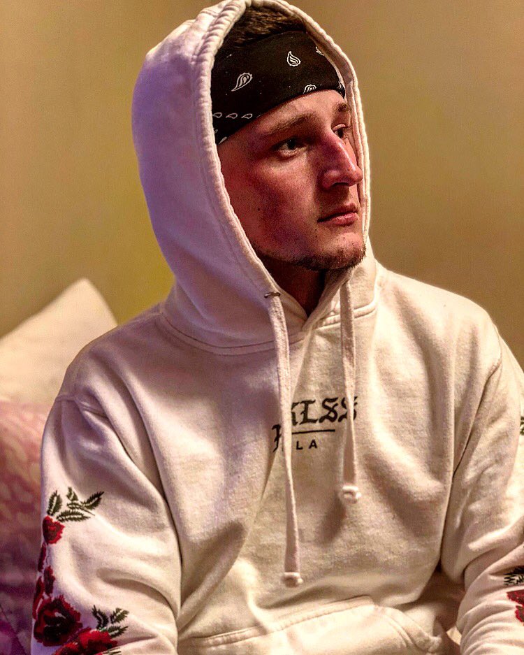 Phelps_25's tweet photo. It’s goin be a murda, thinkin dat I’m stuntin https://t.co/rQCNotgP61