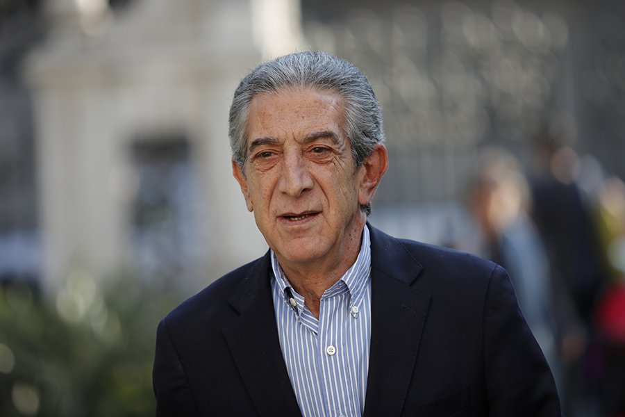 Chileokulto's tweet image. A muchos le está bajando la &quot;Fiebre del oro&quot;, se dieron cuenta que es &quot;Llegar y abrasarse&quot; 
Jorge Tarud: “Estoy dispuesto a competir para la próxima candidatura presidencial” lt.cl/8puJ30kZNkl