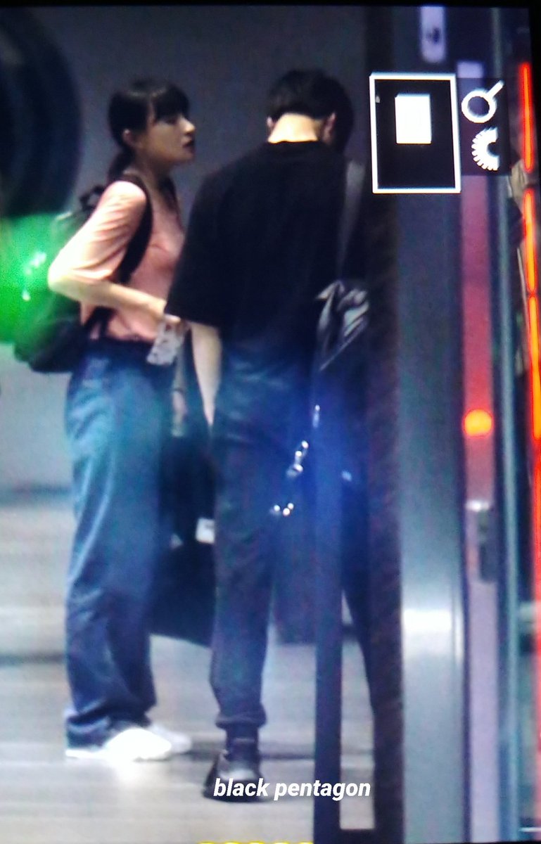 JENOBRA's tweet photo. [PREVIEW] 17.07.18 – Jeno saindo da SBS MTV.

cr.: leejenokr https://t.co/21PwU1DZbm