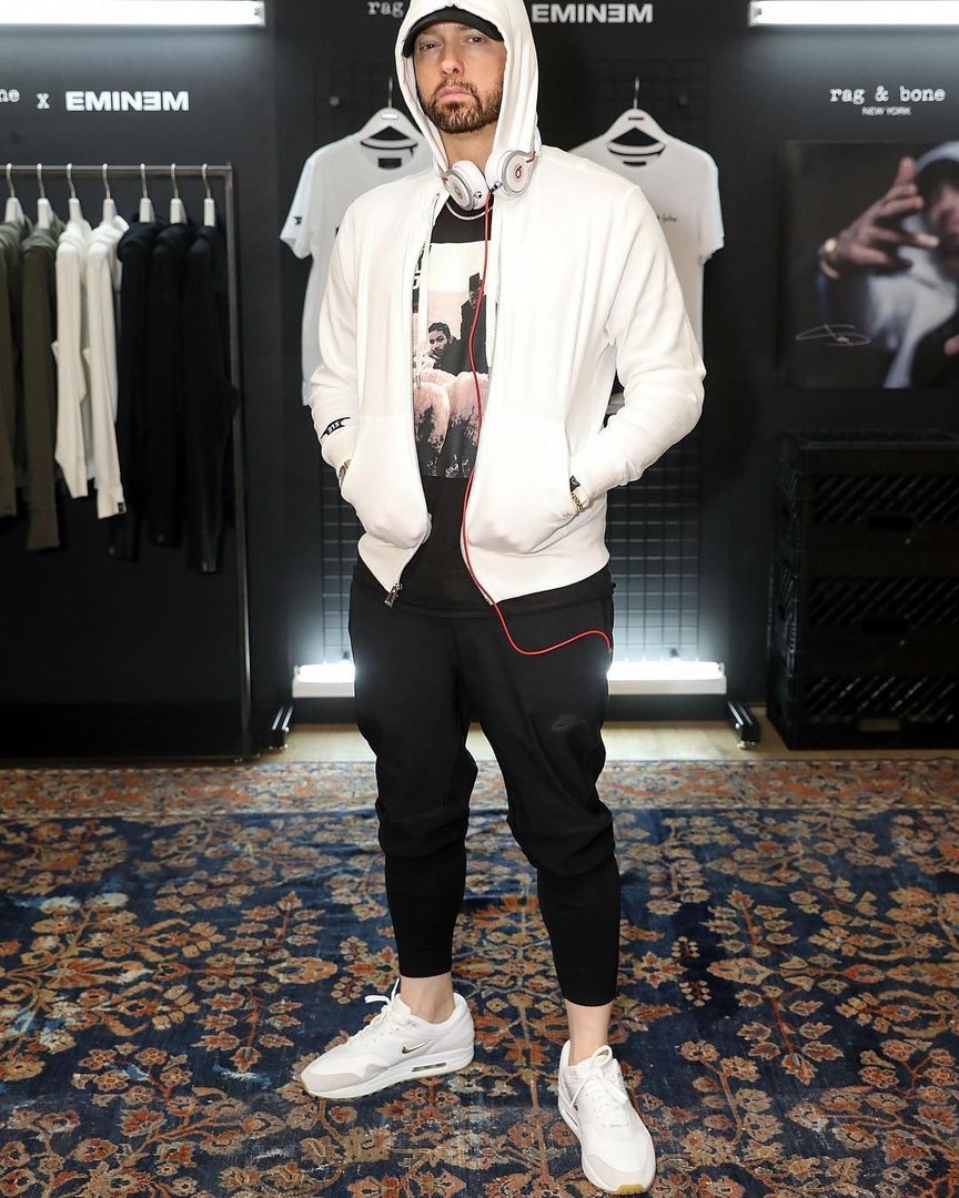 Eminem rocking Nike Air Max 