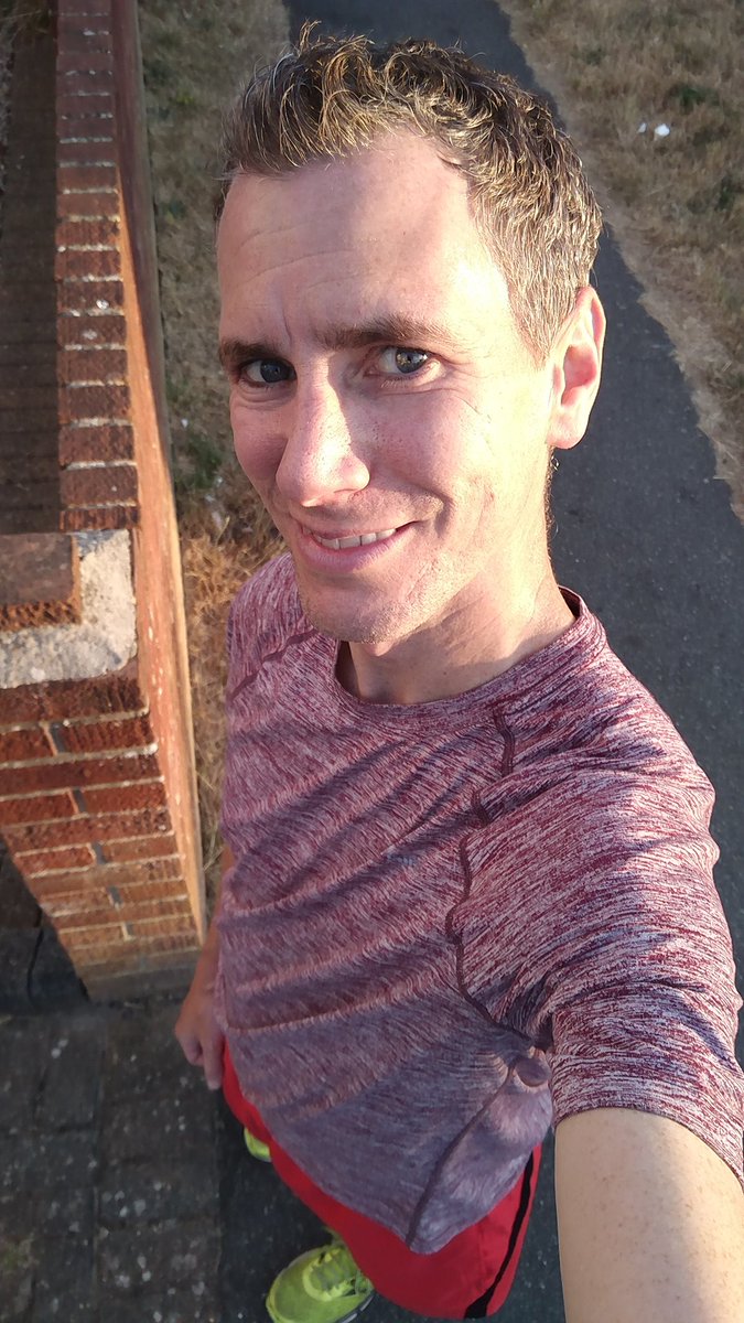 wrptaylor's tweet photo. First @pjc_1000 speed session for a while, very happy with 4x consistent 6 min mile reps #clubrun #teampjc #consistency #milereps https://t.co/HS7zxFYBgS