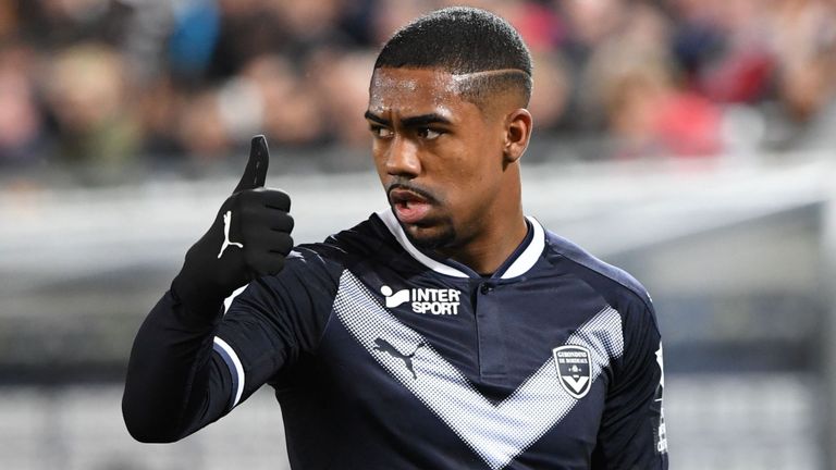 SkySportsPL's tweet photo. Everton are in advanced talks to secure the signing of Bordeaux winger Malcom, according to Sky sources

More: https://t.co/b3ShNXE394 https://t.co/gVQzi1kR85