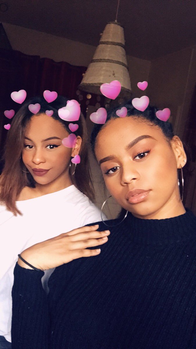 Laura Woop Woooooop Joyeux Anniversaire A Nous Ma Sœur Ma Jumelle A Nos Ans Love Ya Laura Woop Woooooop Joyeux Anniversaire A Nous Ma Sœur Ma Jumelle A Nos Ans Love Ya