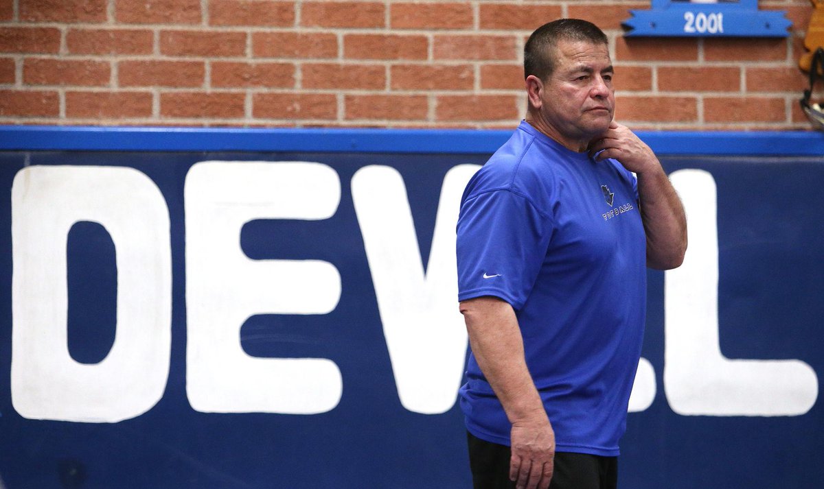 Football coaching legend Richard Sanchez takes over Santa Rita's program tucne.ws/ye3