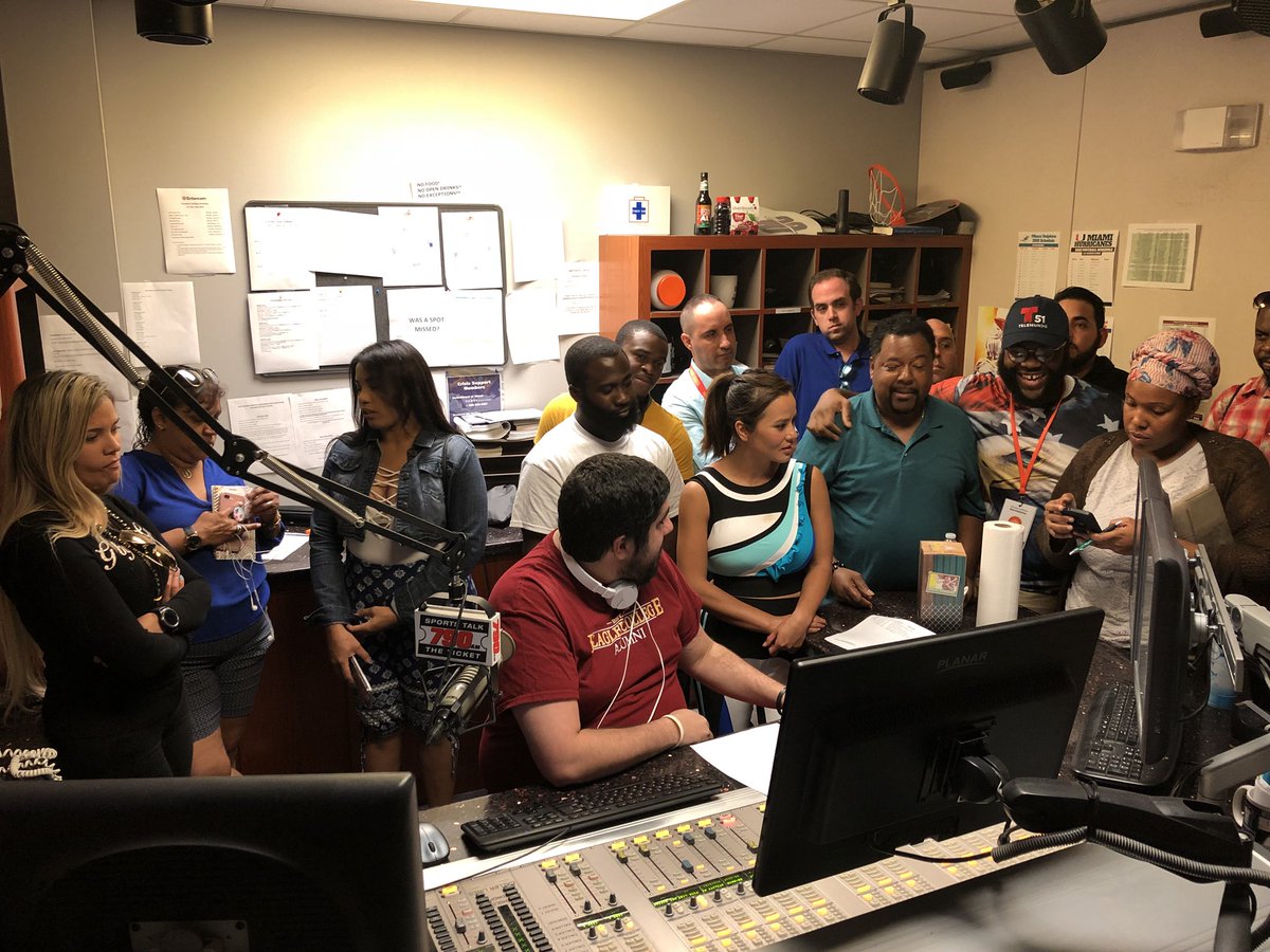 It was awesome meeting #MMS Grad @rcambo1 during our Field Trip to @790TheTicket today. He gave our students great advice. Thanks Robbie! 👍🏻 #Miami #MMSSuccess #BeOnAir #790TheTicket #TheTicket #SportsRadio @EDDIELOVESHOUSE @ayesha_on_air @Marcus2Jerkins