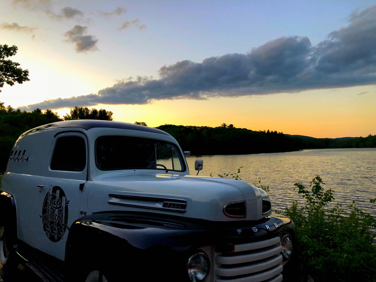 Hey, friends! We've finally made it to Twitter. ;) <a href="/taptruckusa/">@taptruckusa</a>