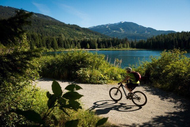 ullrmaps's tweet image. First, you go for a bike ride and then you jump in the lake! #ULLRarmy

📷 Tourism Whistler/Mike Crane #Whistler #bikelife