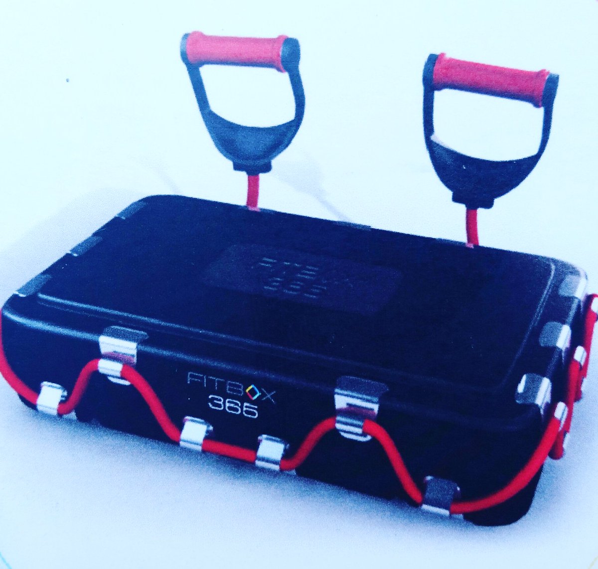 FitBox365's tweet image. FITBOX 365  Couple goals! The creator and genuis behind the Fitbox 365, Mark Carrier and his wife Marti Carrier (author of 365 Power Diet). Simple, fast and easy. Visit:  fitbox365.com  #homegym #health #execise #workout #getfit #nike #adidas #justdoit