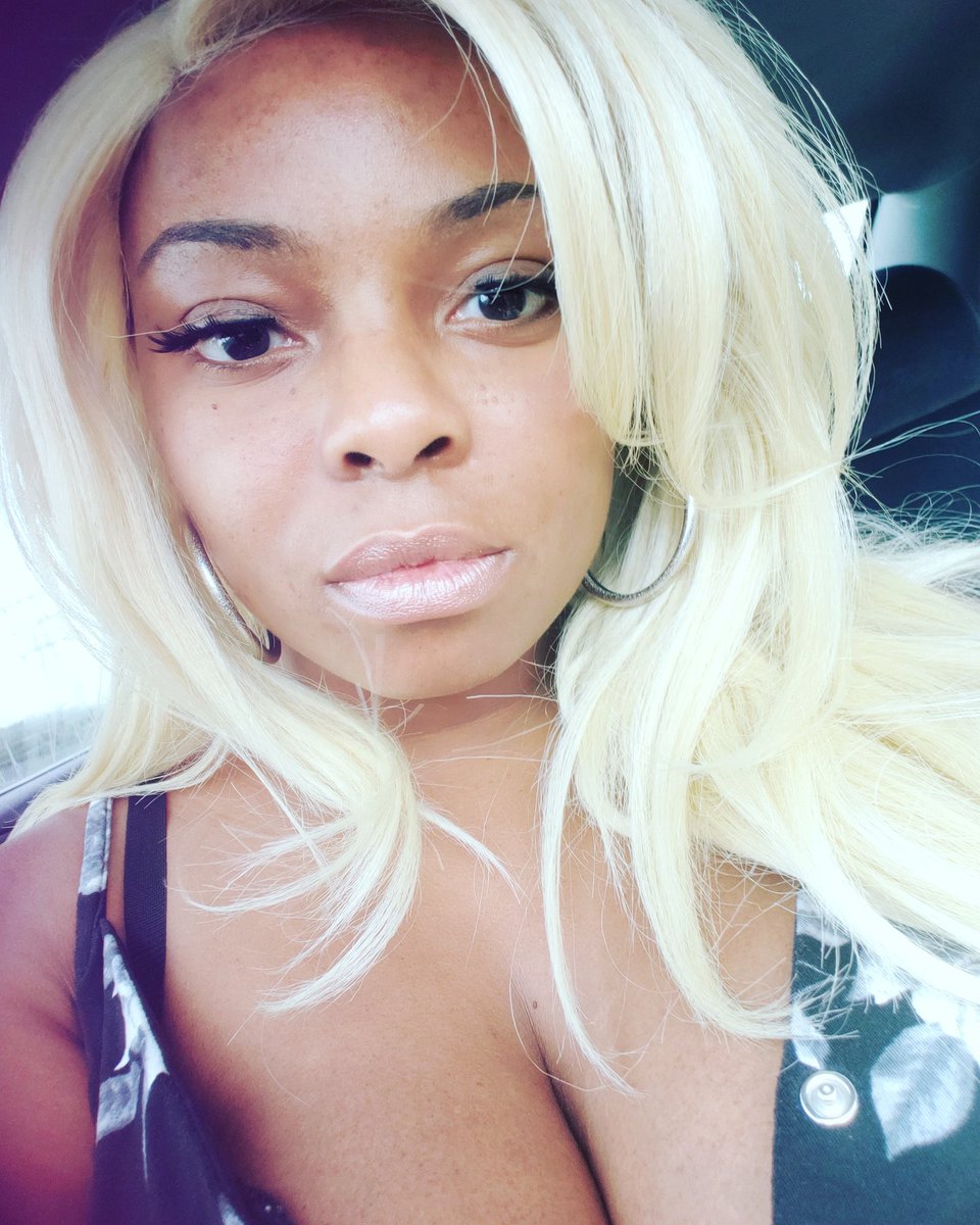 _matrixxworld's tweet photo. I AM THE #MAKEUPTRAPPER BUT I DON'T NEED MAKEUP SKINCARE PRODUCTS AVAILABLE SOON https://t.co/WQOtsriR8P https://t.co/psYtuICpIa
