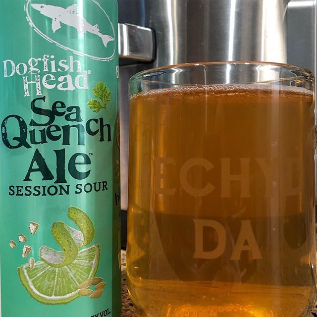 britishbulldog's tweet image. It’s a Sea Quench kind of night. Iechyd da! @dogfishhead #sessionsour #sessionsourale ift.tt/2uCfBeu
