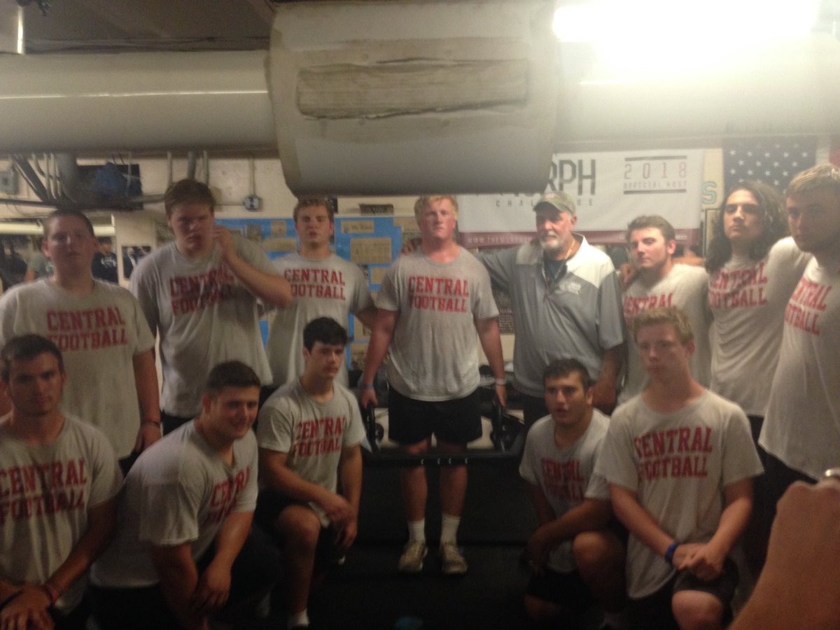 HCSportsPerform's tweet photo. These men worked their butts off tonight and finished strong. Thanks to @mckenna4949491 for putting in such a great event!! #HereWeCome #CentralStrength #ONE https://t.co/cPcxAw1eTR