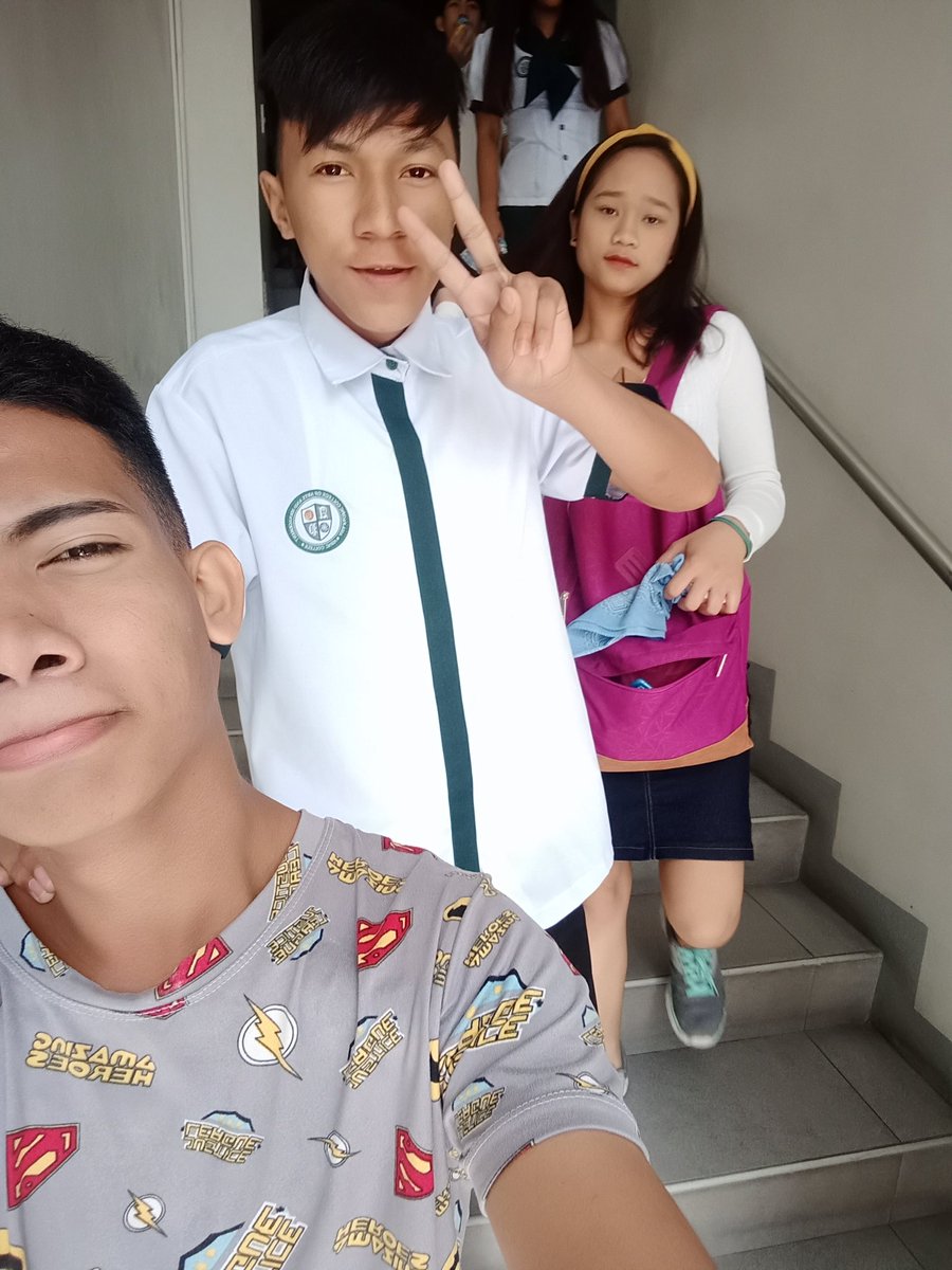 SLemque's tweet photo. Kilay https://t.co/P64VTePEzc