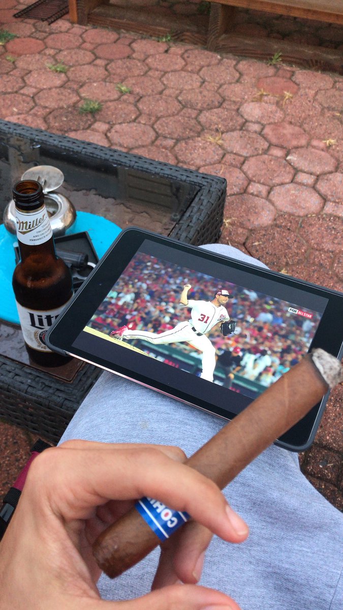 scals17's tweet photo. Great night for some baseball! @MLB #MLBAllStarGame2018 #AmericanLeague #yankees @mikescigars https://t.co/zwa9hAPoPh