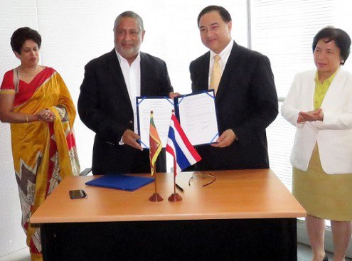 Ceylon Chamber expands its wing to Thailand to strengthen trade, investment and tourism opportunities dlvr.it/QbvLDZ