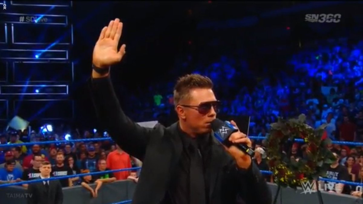 Sebasvideos's tweet photo. A VER LEVANTE LA MANO QUIEN PIENSA QUE ROMAN REIGNS NO MERECE IR CONTRA LESNAR EN SUMMERSLAM?? #SDCL #SDARG #SDLive https://t.co/SkXskXtLRg