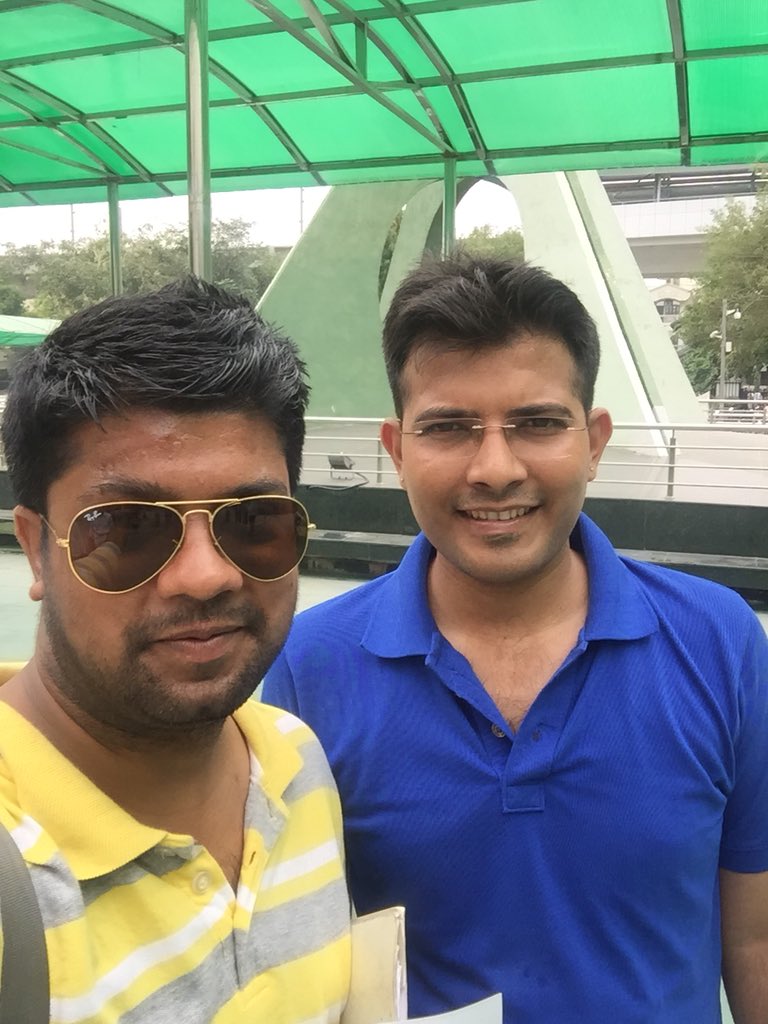KOFFEWITHSUNNY's tweet photo. @ippatel sir, nice to meet you. #legalfaternity https://t.co/QIhlCN7bQa