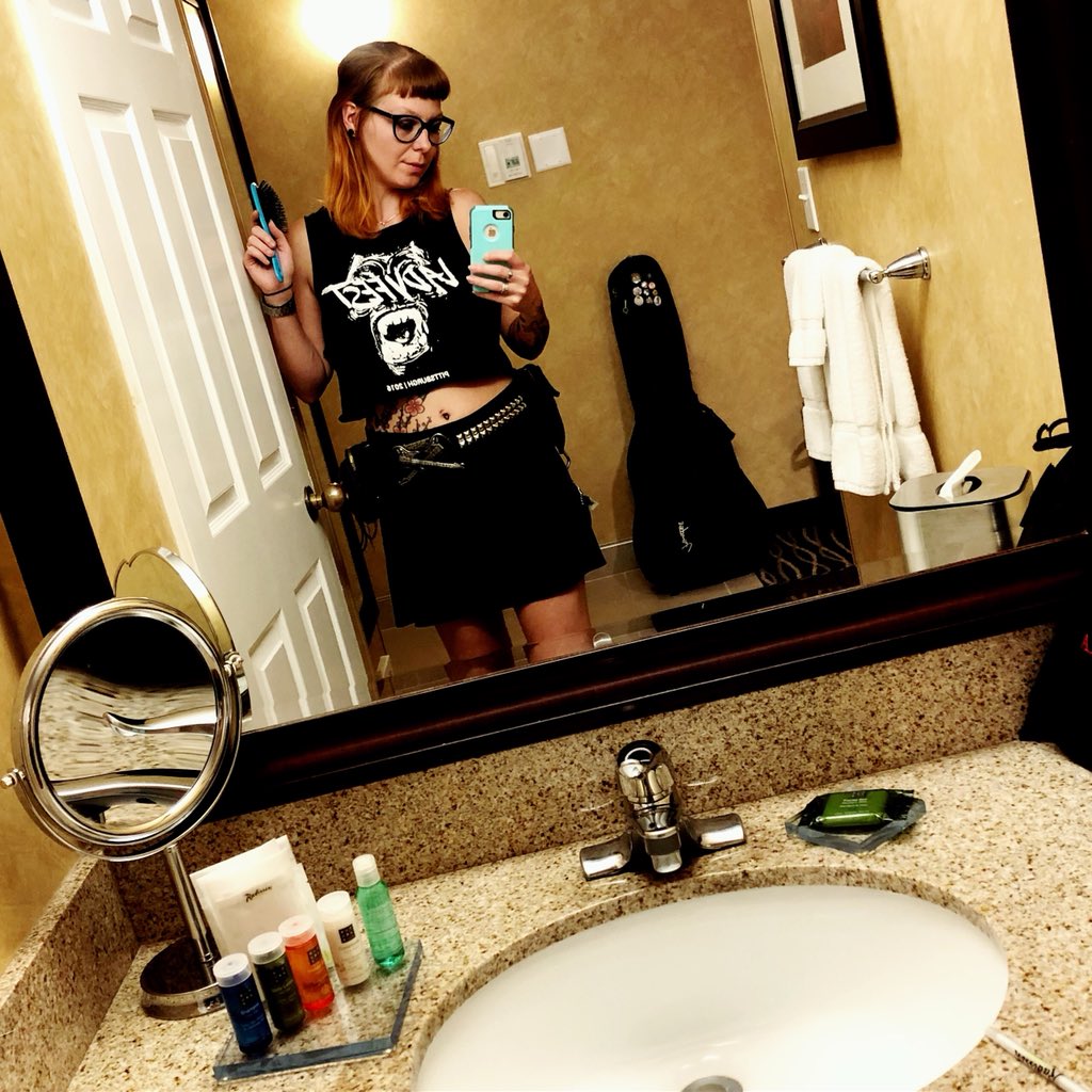 lissvictory's tweet photo. π¨ Rest up with #RoadRooms! Big thanks to @mrpcunningham for a fabulous room at @Radisson Salt Lake City Airport!
#TransConTour #TransCon2018 #ontour #SLC πππππ§ββοΈβοΈ https://t.co/rtDKNaZdZi