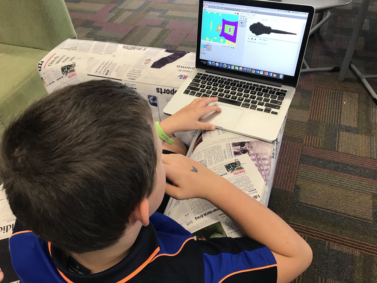 MissTKJones's tweet photo. Today we started our new STEM Rotations. My group is creating games using either @scratch or @bloxels #STEM #digitaltechnologies #aussieteachers #coding https://t.co/xviTeOUNxv