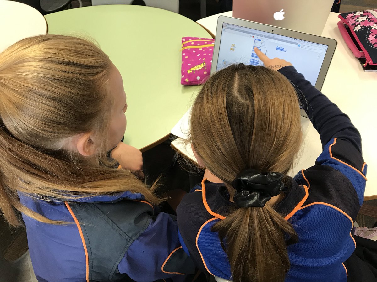 MissTKJones's tweet photo. Today we started our new STEM Rotations. My group is creating games using either @scratch or @bloxels #STEM #digitaltechnologies #aussieteachers #coding https://t.co/xviTeOUNxv
