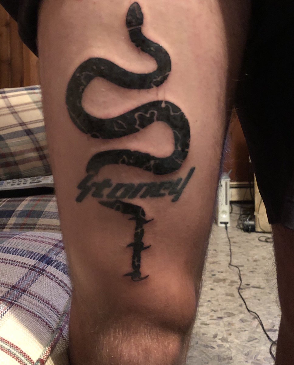 ski_weiner's tweet photo. is it better now @PostMalone https://t.co/FHXQStrNKn