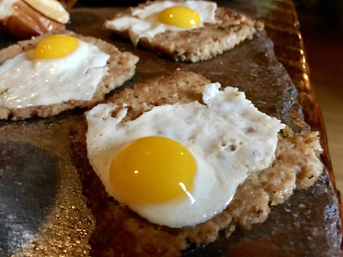 RumReviews's tweet image. One of the best tiki bars anywhere @Latitude29_NOLA thanks @BeachBumBerry #nola #neworleans #totc #totc2018 #talesofthecocktail @Litletcher