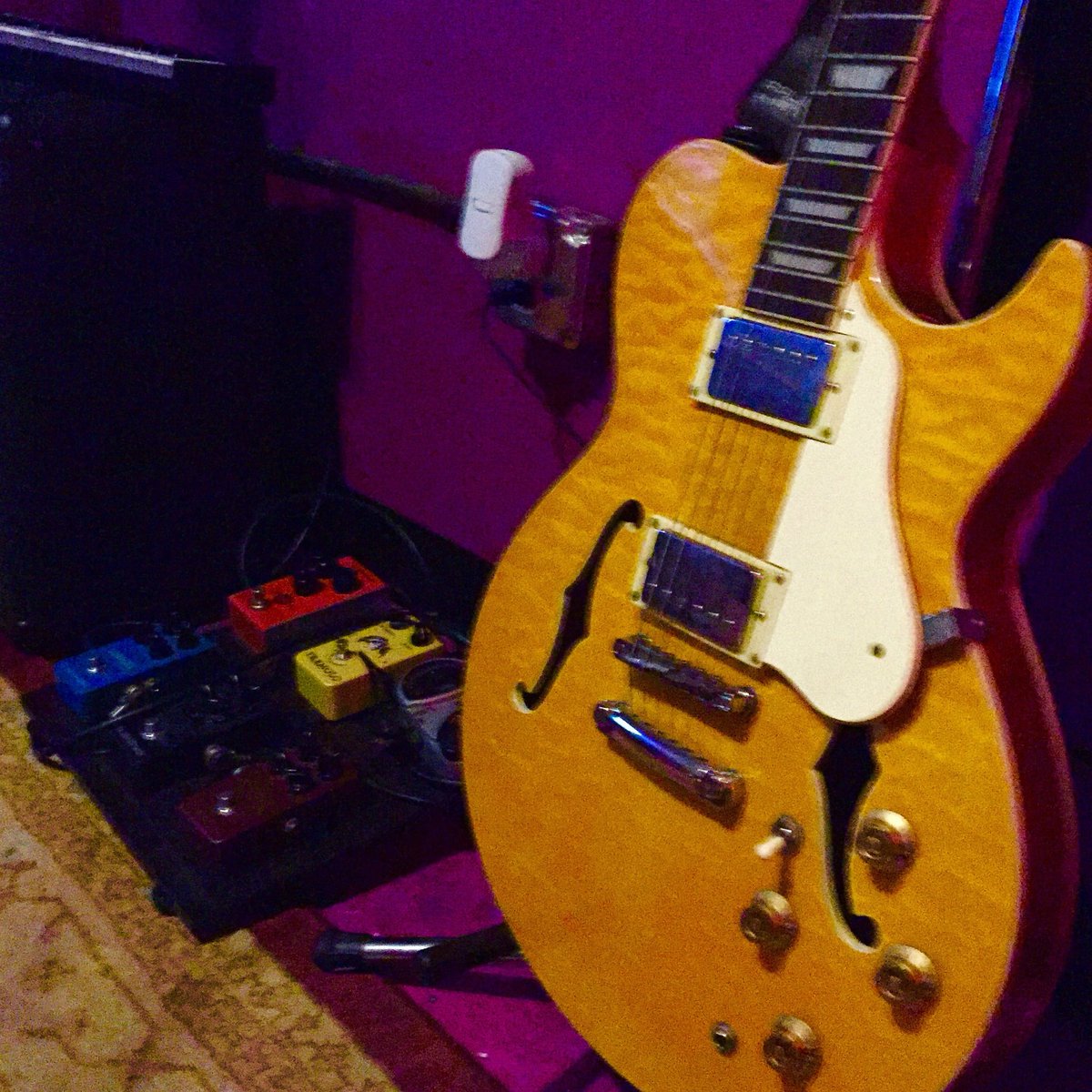 CodyCivilians's tweet photo. Our guitar setup for these recording. Samick Royale and lots of TC Electronics pedals. Samick Royale &amp; Marshall VS 100w amp. https://t.co/894eDCg6VE