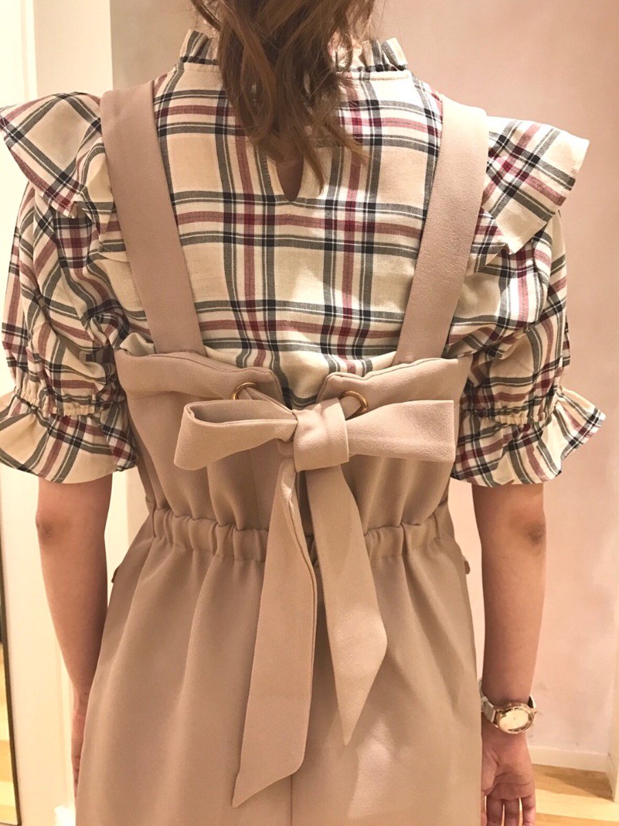 Majestic Legon A Twitteren スタッフコーデ キャメルに赤のポイント使いがキュート レースソックスも可愛いです チェックブラウス T Co N7cbh7pght ワンピ T Co Mhy6avevxl シューズ T Co Yao2wfznpx マジェスティック