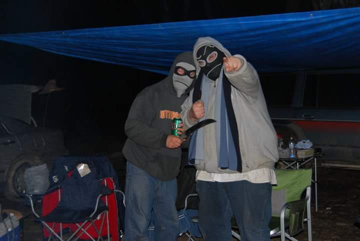 AssholeHowie's tweet image. Wonder what that fuck, Bitey is up too!? @unclenevs